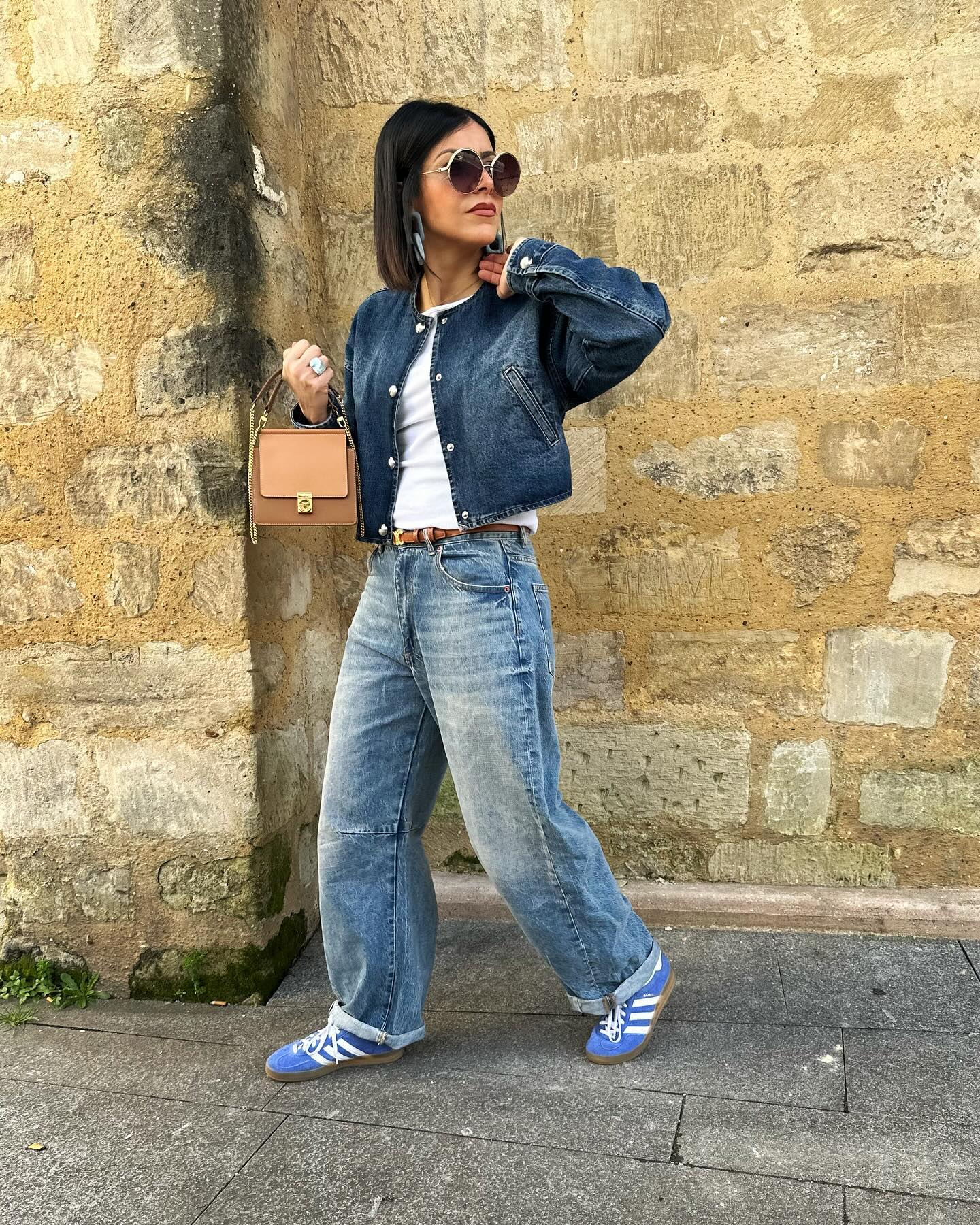 З чим носити джинсову куртку навесні, щоб виглядати стильно: цікаві ідеї - today.ua