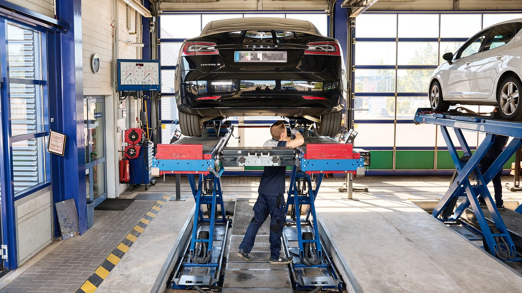 Названы самые дешевые в обслуживании и ремонте автомобили - today.ua