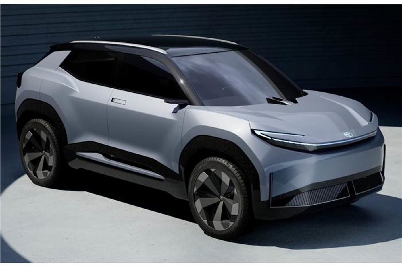 В 2025 году появится новый бюджетный электрический кроссовер Toyota