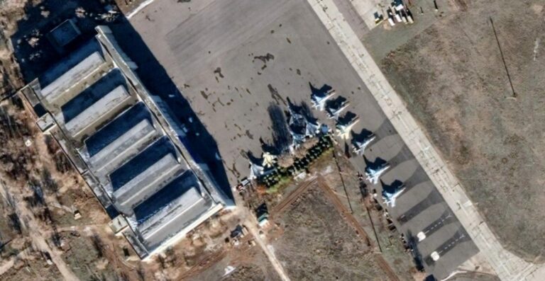 Компании из США могли продавать России спутниковые снимки с локациями украинских военных объектов, - Буданов - today.ua