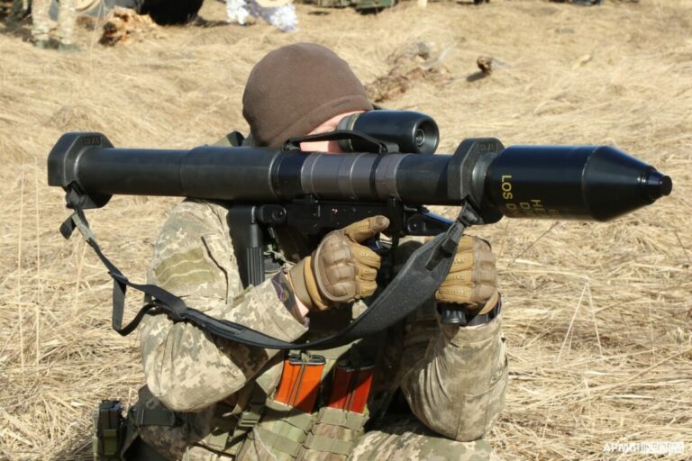 В Украине могут начать выпускать немецкие гранатометы Panzerfaust 3 - today.ua