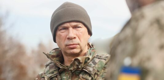 Сирський зробив заяву про мобілізацію та звернувся до чоловіків, які втекли за кордон - today.ua