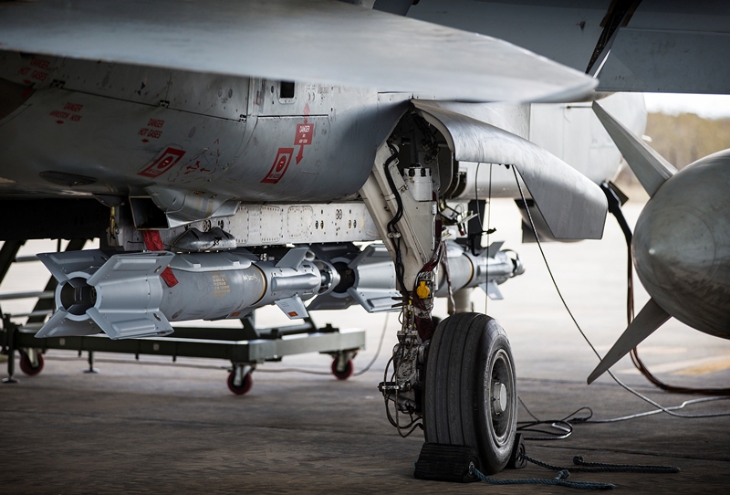 Великобританія передасть Україні 230-кілограмові авіабомби з GPS-навігацією - today.ua