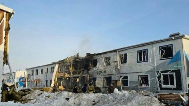 Український дрон пройшов 1200 км й завдав удару по заводу, який виробляє “шахеди“ у Татарстані - today.ua
