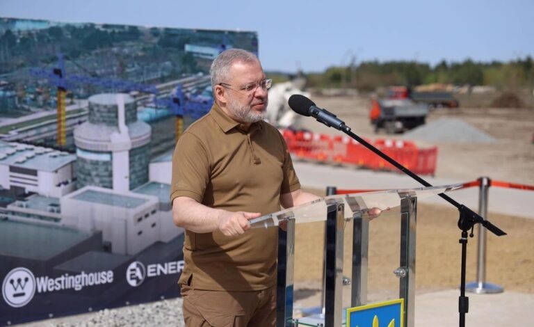 Энергоатом объявил о начале строительства двух энергоблоков на Хмельницкой АЭС - today.ua