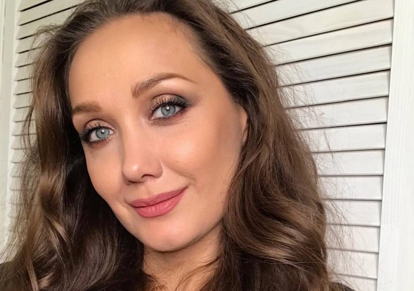 Певица Евгения Власова после многолетнего перерыва анонсировала новую песню