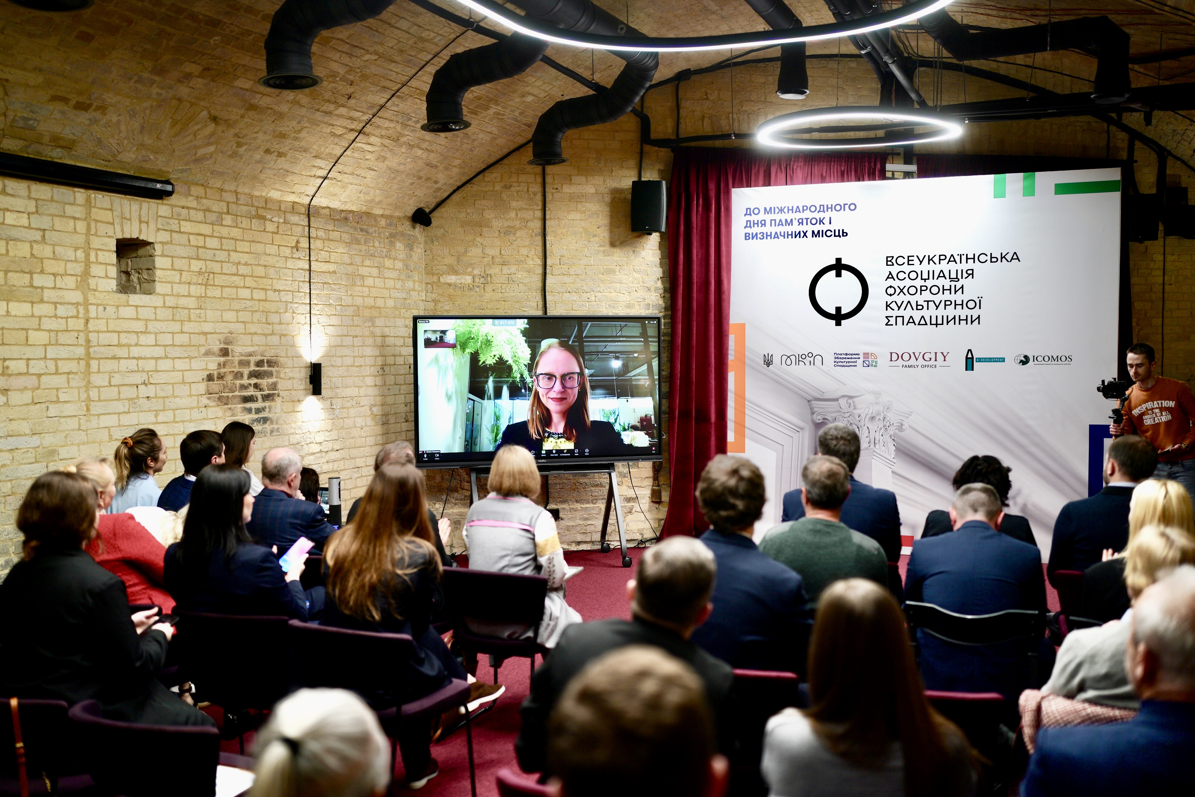 В Україні започаткована “Національна програма підготовки фахівців з реставрації памʼяток культурної спадщини” В Україні започаткована “Національна програма підготовки фахівців з реставрації памʼяток культурної спадщини” - today.ua