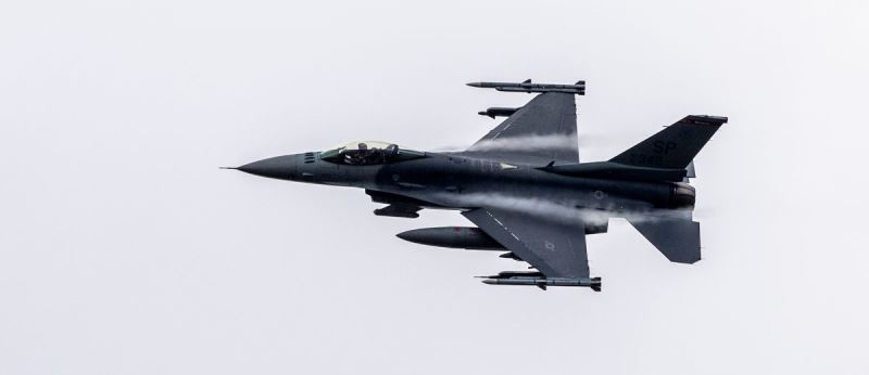МИД Бельгии сообщил сроки поставки F-16 в Украину: передадут 30 самолетов