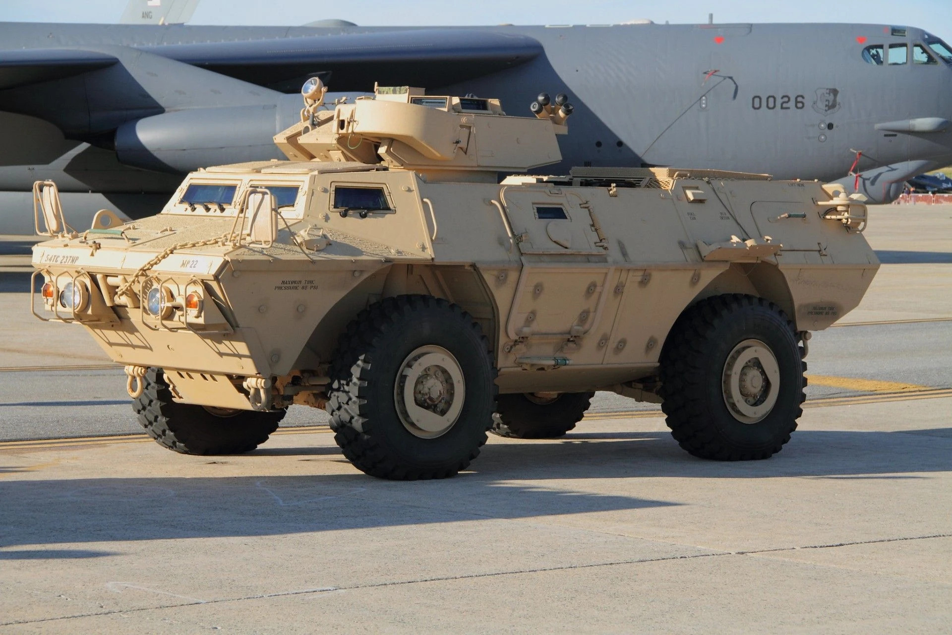 Косово передало Украине армейские грузовики и бронетехнику - today.ua