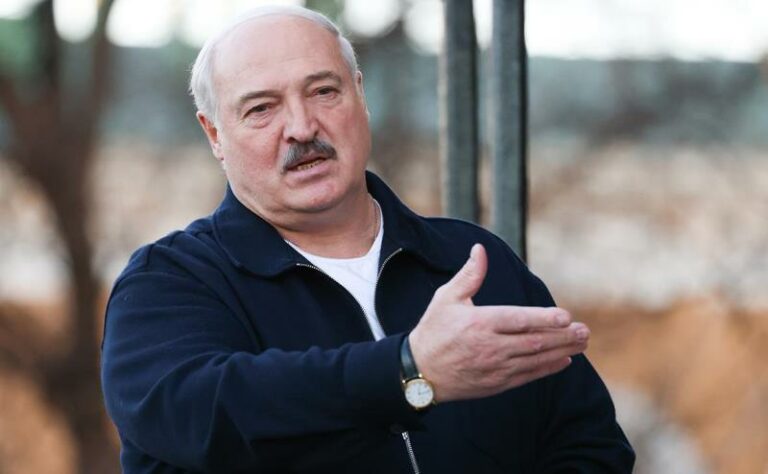 Лукашенко заявил о бесполезности атаки на Украину из Беларуси - today.ua