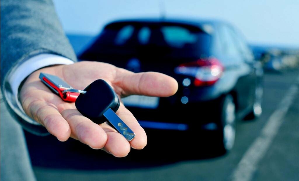 Скільки років українцеві треба збирати гроші на покупку автомобіля: результати підрахунку