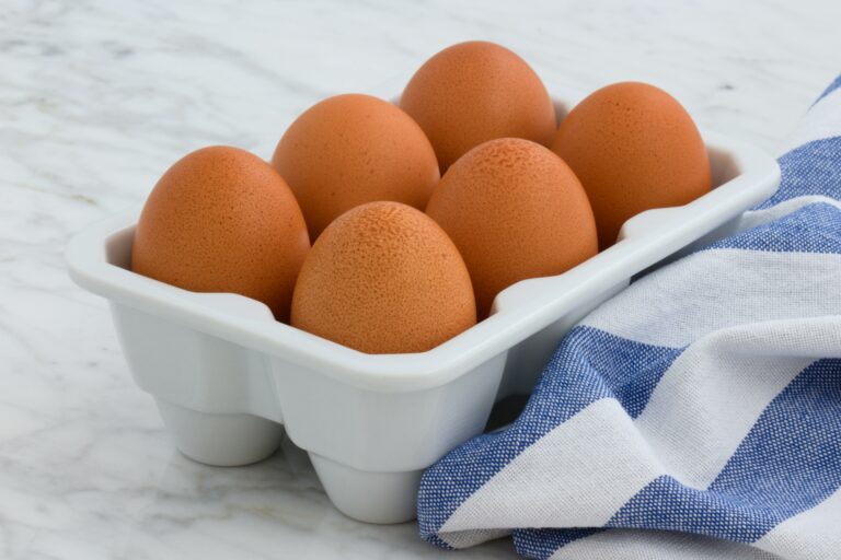Як зварити яйця на Великдень, щоб вони не потріскалися - today.ua