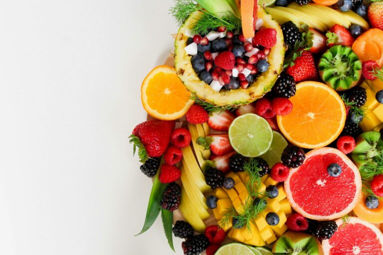 Названі найкорисніші фрукти, які допомагають у схудненні - today.ua
