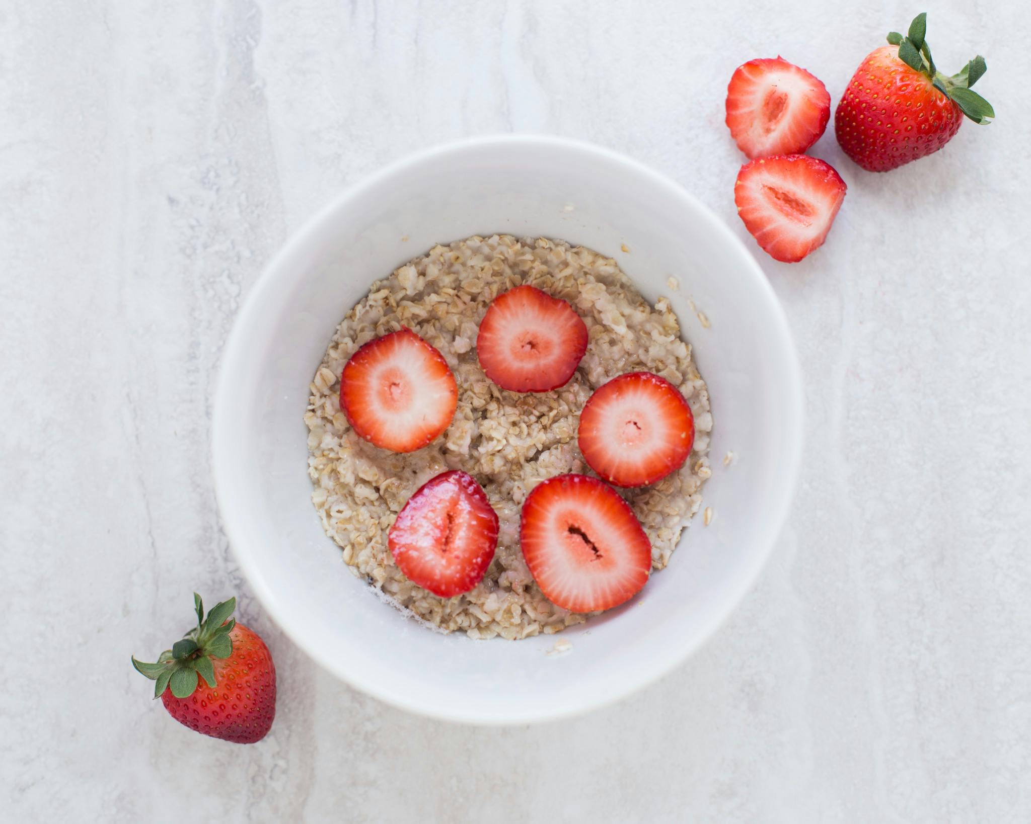 Найкорисніші продукти для сніданку: що варто включити в ранковий прийом їжі
