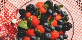 Диетологи назвали самые полезные для здоровья человека ягоды - today.ua