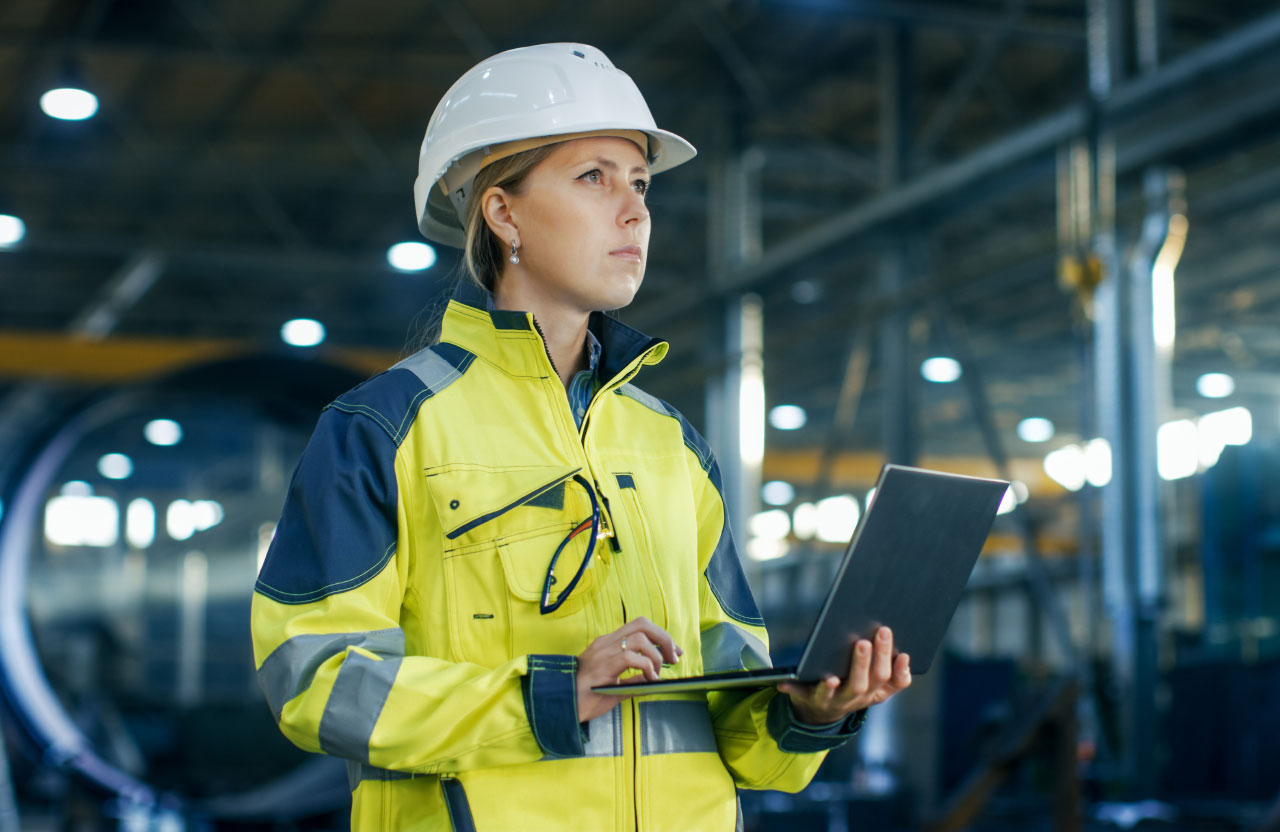 В Україні виник гострий дефіцит робітників: чоловічі посади масово займають жінки