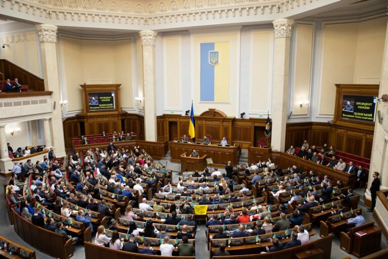 Верховна Рада посилила покарання для ухилянтів і дозволила служити у ЗСУ ув'язненим - today.ua