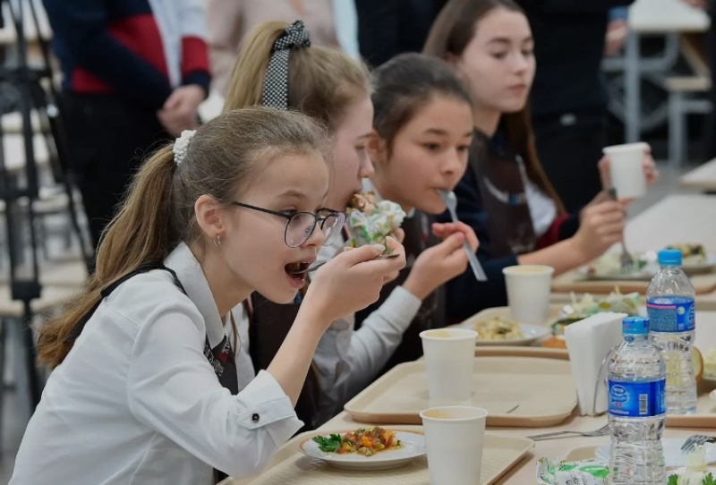 Деякі українці можуть оформити пільги на харчування дітей у школах та дитсадках