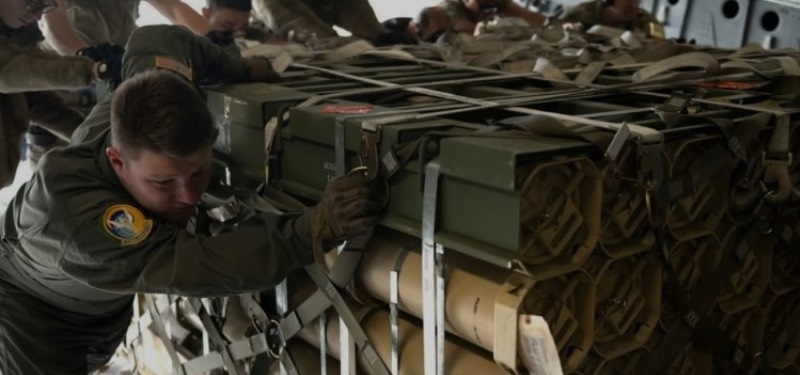 Пентагон в считанные дни поставит оружие для Украины: что получат ВСУ