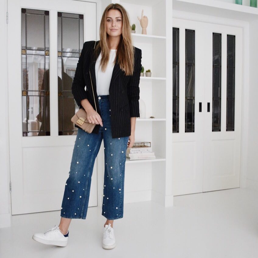 Антитрендовые джинсы, которым не место в гардеробе современной женщины: фото