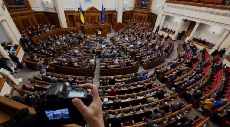 Верховная Рада рассмотрела законопроект о накопительных пенсиях - today.ua