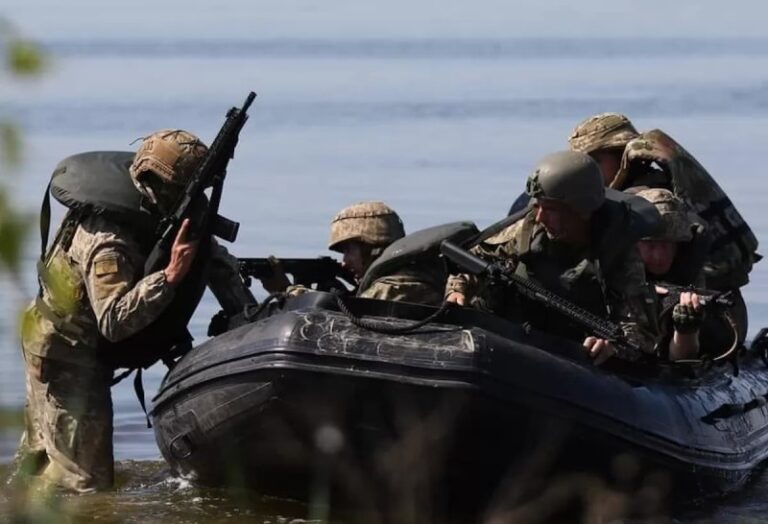 Росіяни намагаються відбити звільнений українськими військовими острів - today.ua