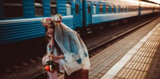 Украинским женщинам могут отказать в выезде за границу: кого это касается - today.ua
