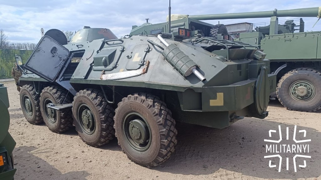В Україні почали модернізувати БТР-60, отримані від Болгарії