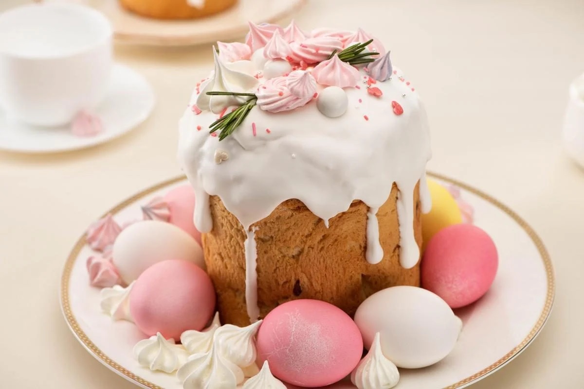Паска на сухих дріжджах: покроковий рецепт ароматної та ніжної випічки на Великдень