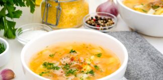 Суп із рибної консерви з рисом: покроковий рецепт апетитної першої страви - today.ua
