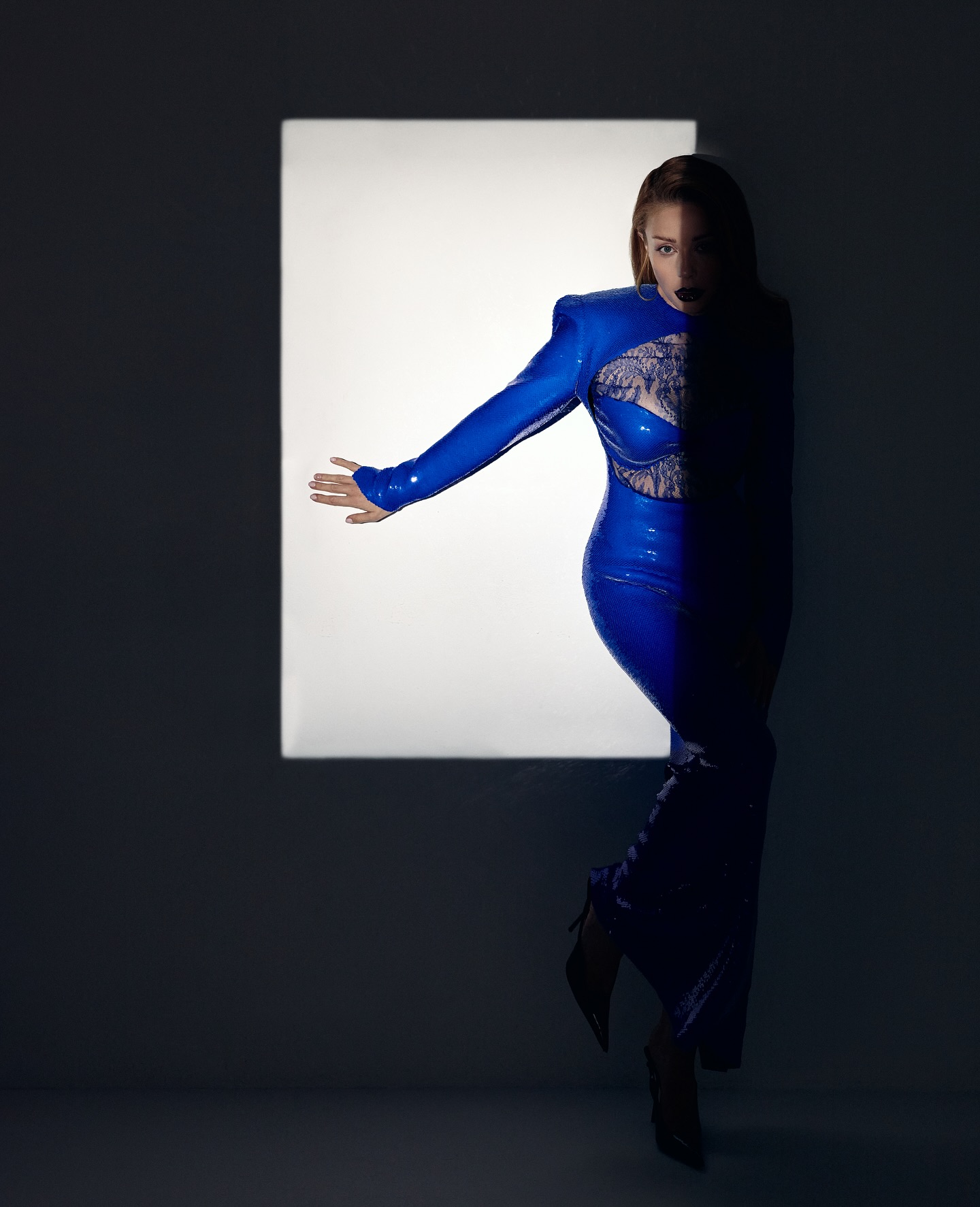 В платье с пайетками за 55 тысяч гривен: Тина Кароль показала новый эффектный образ