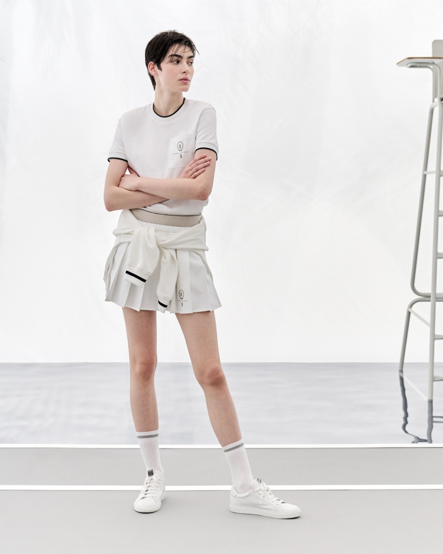 Теніскор – новий модний тренд: як зібрати елегантний образ у спортивному стилі
