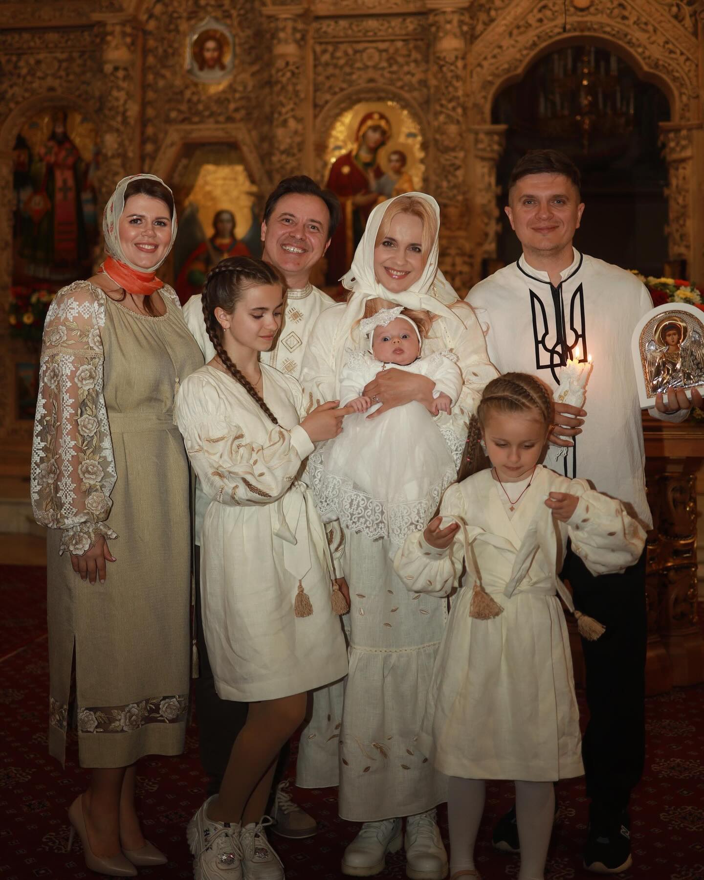 Лилия Ребрик крестила младшую дочь и впервые показала ее лицо 
