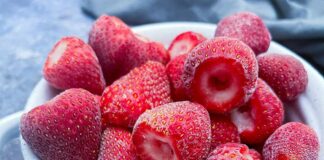Як заморозити полуницю на зиму, щоб зберегти смак та корисні властивості: лайфхаки - today.ua