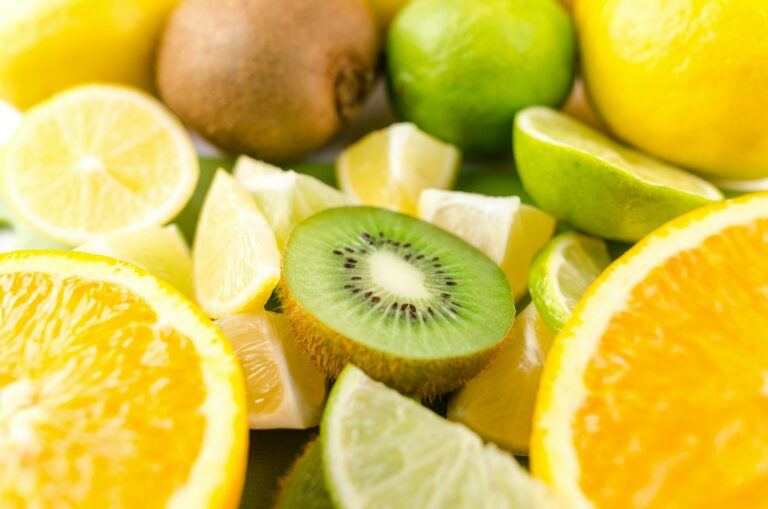 Натуральні помічники у схудненні: названі фрукти, які сприяють зниженню ваги - today.ua