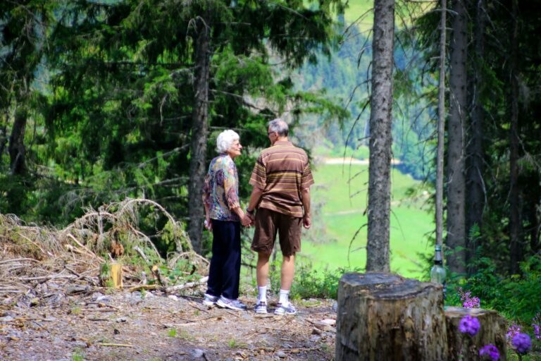 Секреты долгожителей: от каких привычек стоит отказаться, чтобы дожить до 100 лет - today.ua