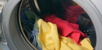 Дерматолог пояснив, як часто потрібно прати рушники і коли їх слід викинути - today.ua