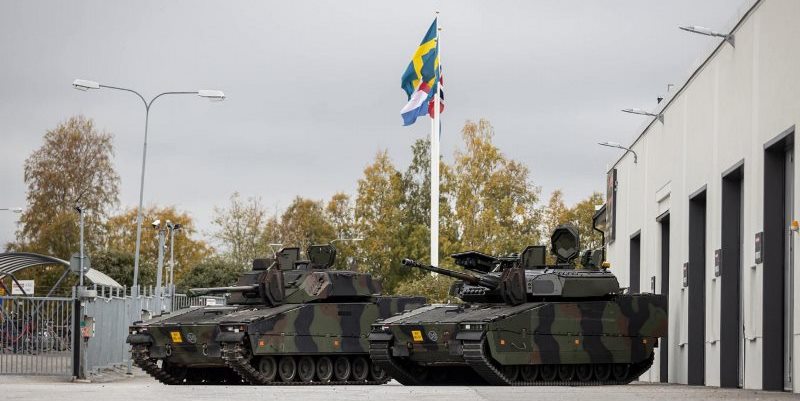Швеция передаст Украине все свои БТРы и самолет радиолокационной разведки