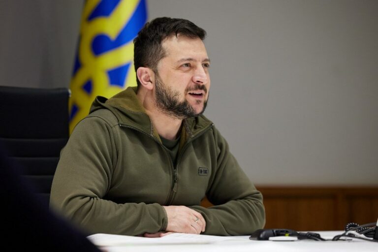 МВД России объявило в розыск Владимира Зеленского: в офисе президента Украины отреагировали - today.ua