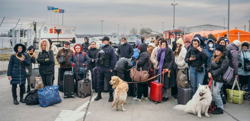 Названа дата, до которой украинские беженцы смогут получать защиту в странах Евросоюза