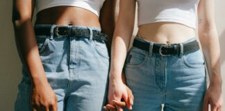 Наймодніші джинси літа 2024: які моделі будуть актуальні у теплу пору року - today.ua