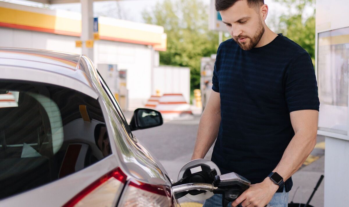 Витрату палива можна знизити на 25% за допомогою лише однієї кнопки в автомобілі