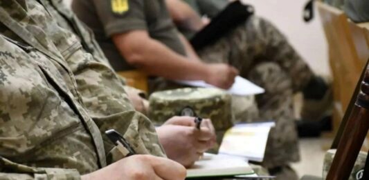 У Раді повідомили, як уникнути штрафів українцям, які не встигли оновити дані у ТЦК - today.ua