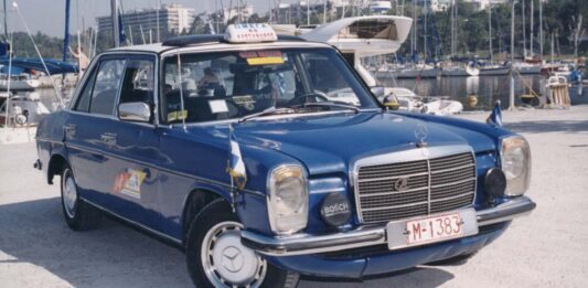 У Мережі показали Mercedes-Benz 240D із пробігом 7 млн ​​км - today.ua