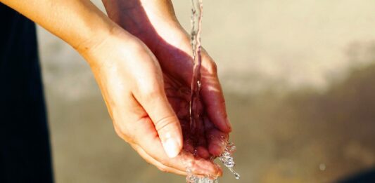 Графіки не лише для світла: в українському місті воду даватимуть по годинам - today.ua