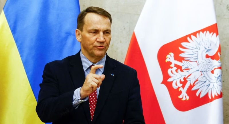 Польша рассматривает возможность сбивания российских ракет над Западной Украиной