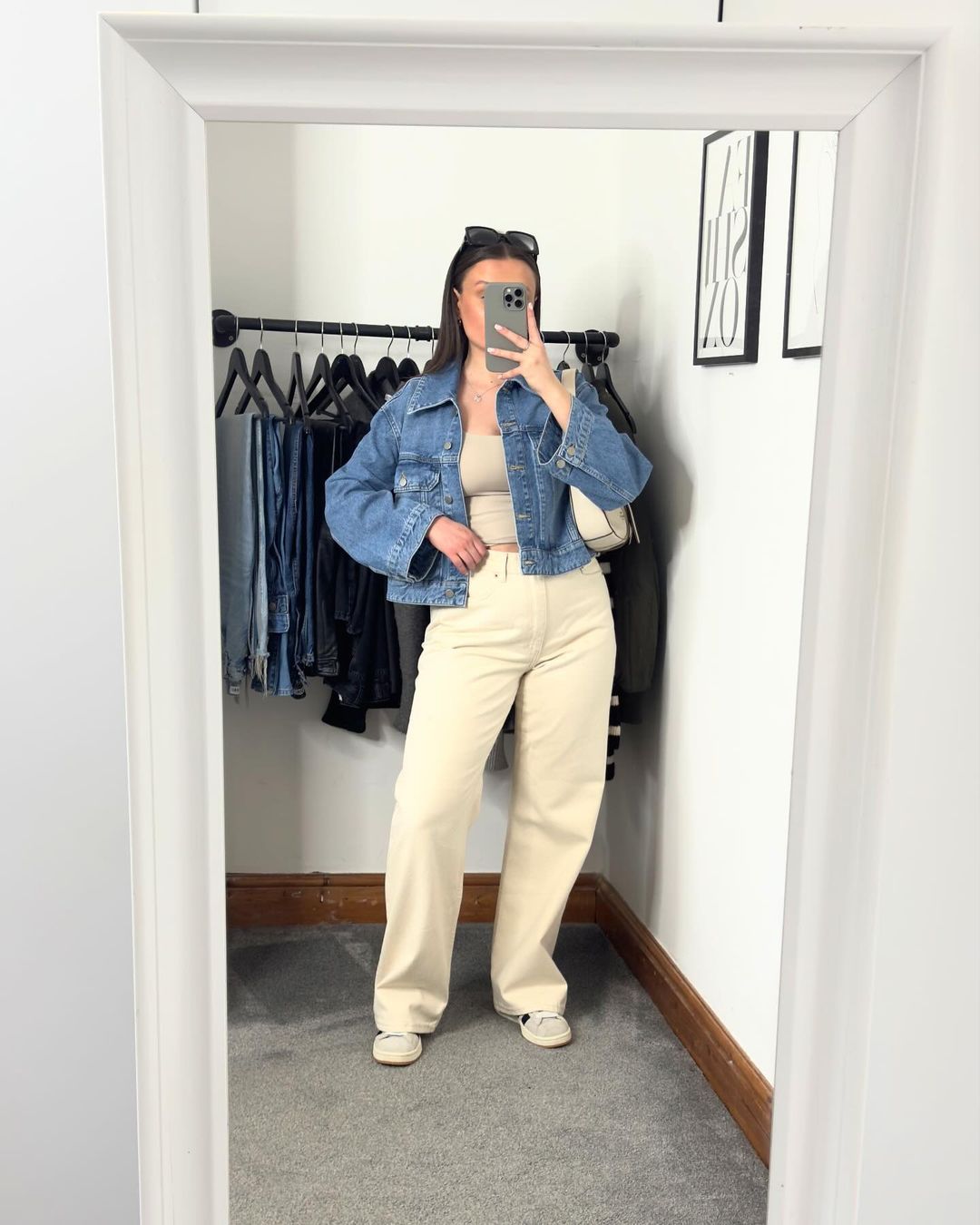 Джинсовая куртка на осень: какие оттенки и фасоны будут актуальны в новом сезоне - today.ua