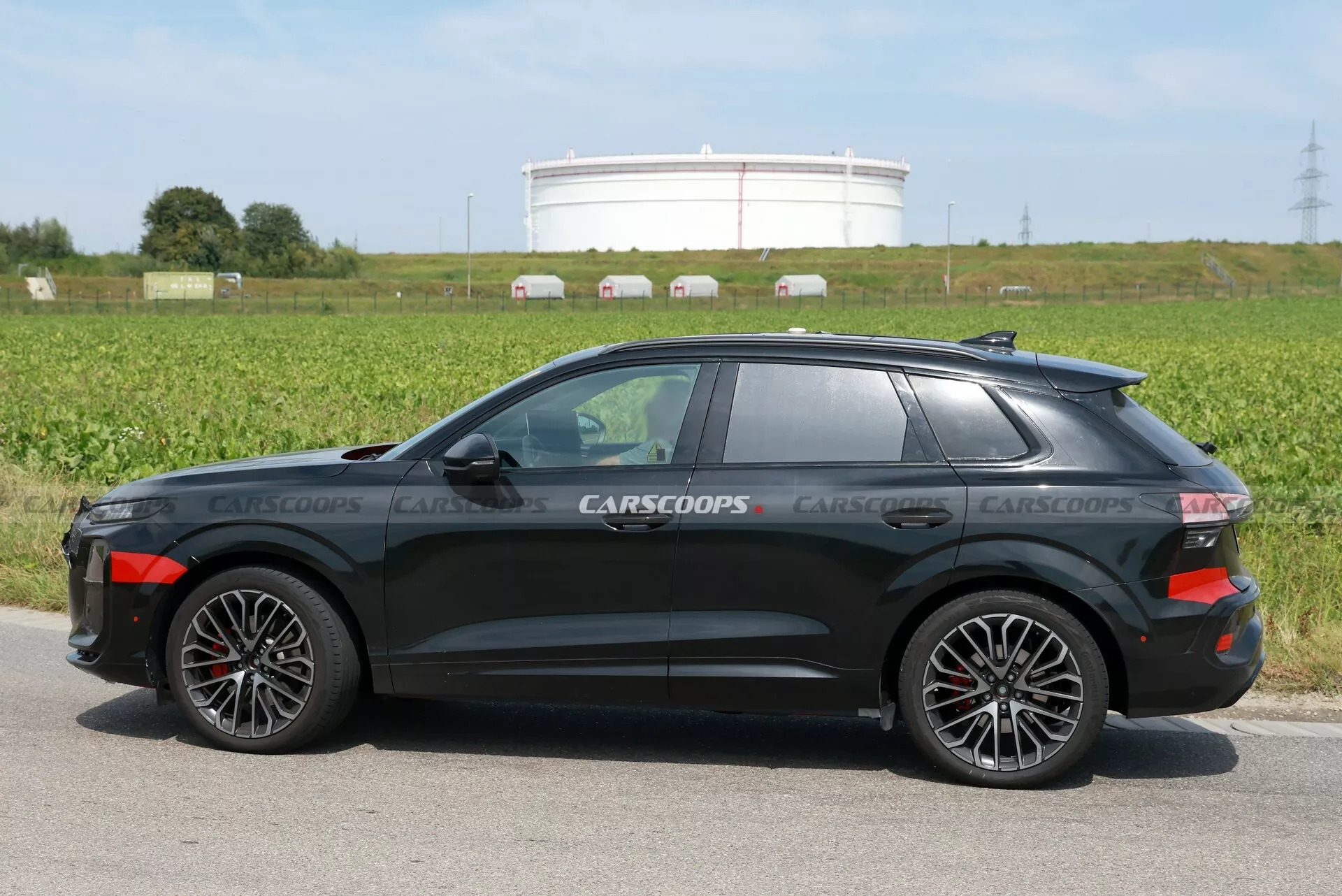 В Україні з'явиться новий кросовер Audi Q3 В Україні з'явиться новий кросовер Audi Q3 - today.ua