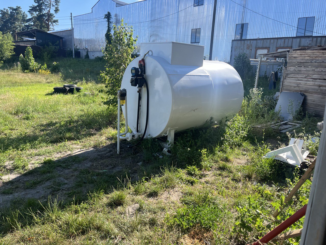 В Україні різко побільшало паливних "бочок": названо причину