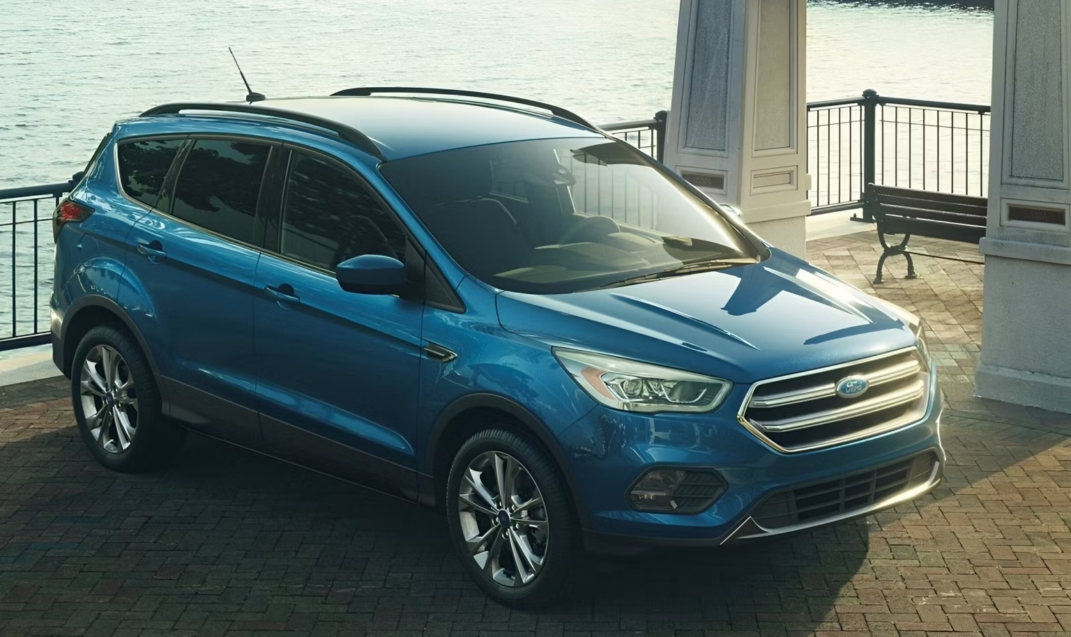 Названо найкращий кросовер Ford Escape для покупки на аукціонах США